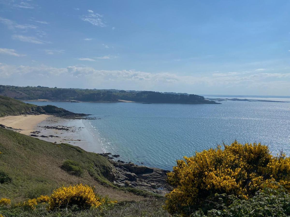 Les Lodges De Beg Leguer - Cote De Granit Rose Lannion Bagian luar foto
